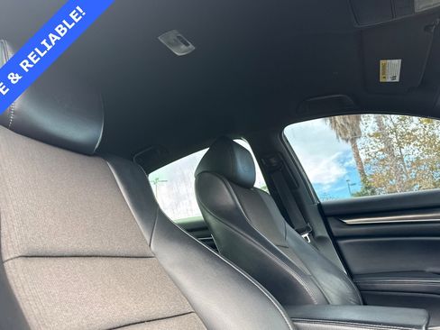 Used 2018 Honda Accord Sport image 16