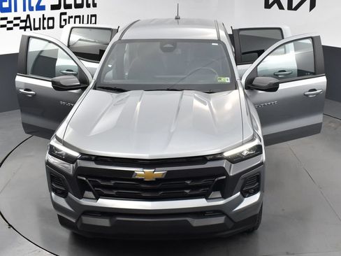 Used 2024 Chevrolet Colorado LT w/ LT Convenience Package III AWD/4WD image 29