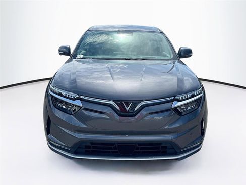 New 2025 VinFast VF 8 Eco AWD/4WD image 2