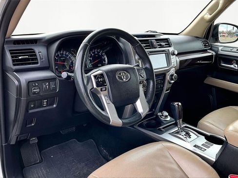 Used 2016 Toyota 4Runner Limited image 14