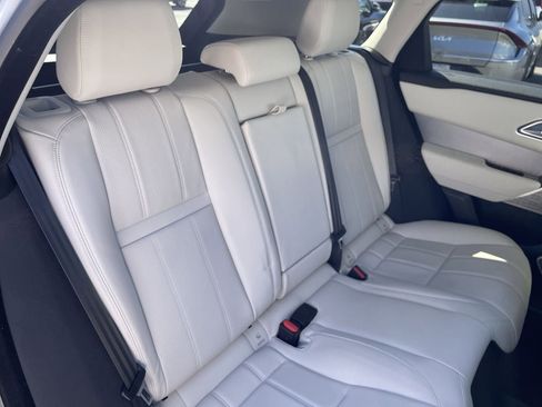 Used 2023 Land Rover Range Rover Velar S image 22