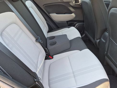Certified 2023 Hyundai Venue SEL w/ Cargo Package FWD image 27