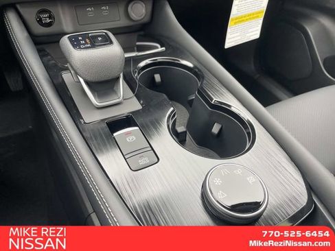 New 2026 Nissan Rogue Platinum w/ Platinum Premium Package image 17