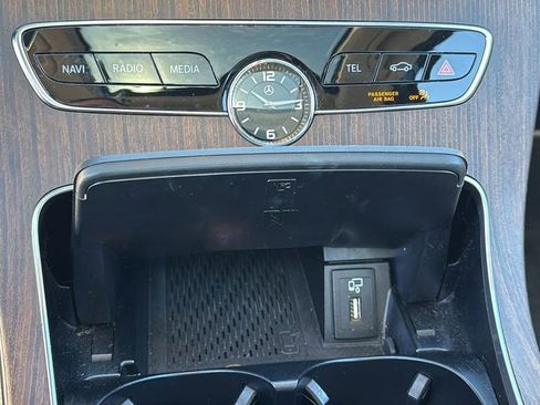 Used 2020 Mercedes-Benz C 300 4MATIC Sedan image 31