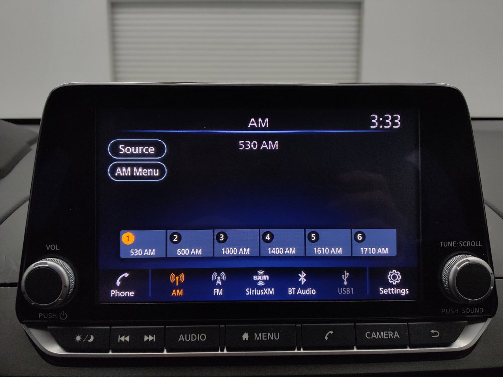 Used 2025 Nissan Altima 2.5 SV FWD image 25