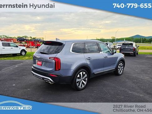 Used 2022 Kia Telluride EX w/ EX Premium Package AWD/4WD image 29
