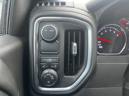 Used 2021 Chevrolet Silverado 1500 LT w/ Texas Edition Plus RWD image 22