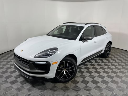 New 2026 Porsche Macan Turbo image 1