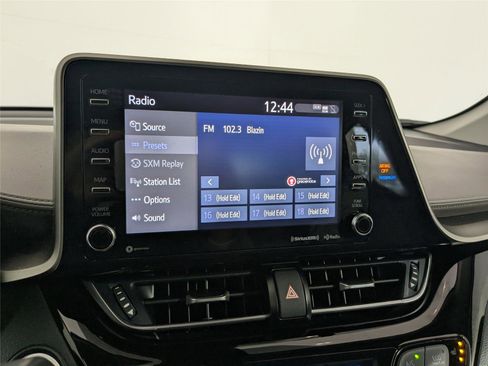 Certified 2022 Toyota C-HR Limited image 17