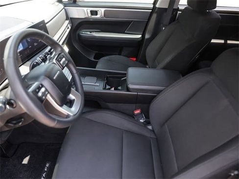 Certified 2025 Hyundai Santa Fe SE w/ Tow & Go Package image 11