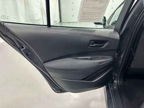 Used 2025 Toyota Corolla LE image 42