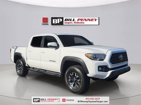 Used 2019 Toyota Tacoma TRD Off-Road image 7