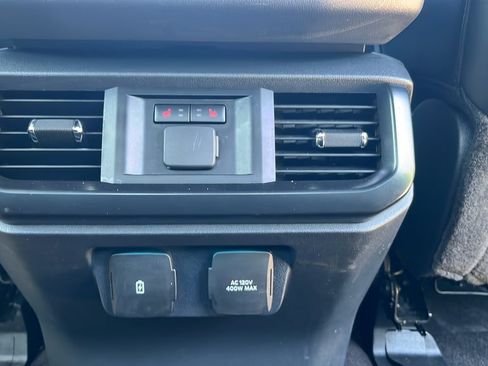 Used 2022 Ford F150 Raptor w/ Equipment Group 801A High AWD/4WD image 19