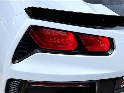 Used 2019 Chevrolet Corvette Grand Sport w/ Z07 Performance Package RWD image 21