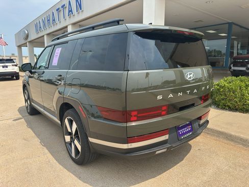 Used 2024 Hyundai Santa Fe Limited FWD image 6