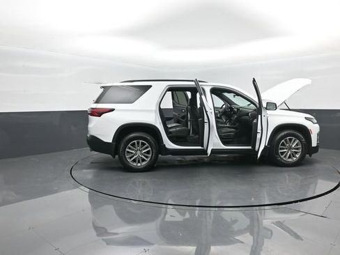 Used 2023 Chevrolet Traverse LT w/ LPO, Floor Liner Package image 43