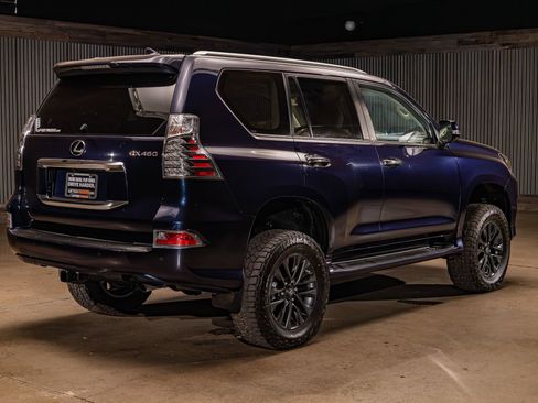 Used 2021 Lexus GX 460 Premium w/ Premium Package AWD/4WD image 9