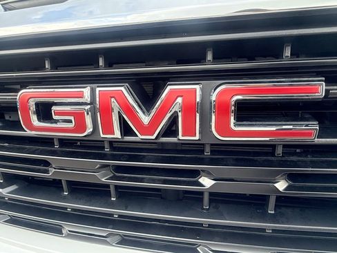 Used 2025 GMC Sierra 1500 Pro w/ Pro Value Package image 32