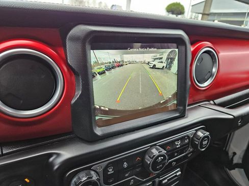 Used 2022 Jeep Wrangler Unlimited Rubicon w/ LED Lighting Group image 24