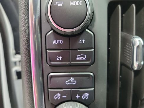 Used 2022 Chevrolet Silverado 1500 LT image 37