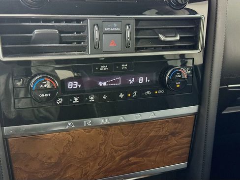 Used 2022 Nissan Armada SL image 16