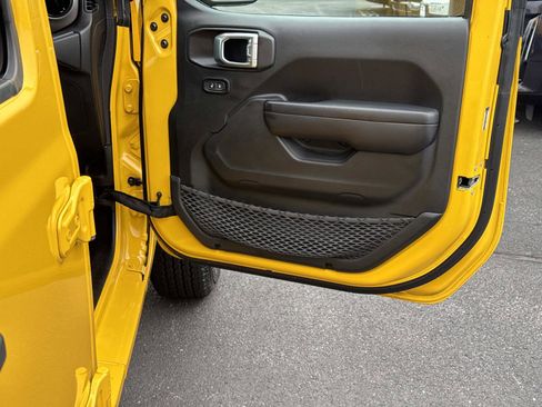 Used 2021 Jeep Wrangler Unlimited Sport image 14