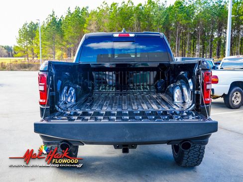 New 2025 RAM 1500 Big Horn AWD/4WD image 8