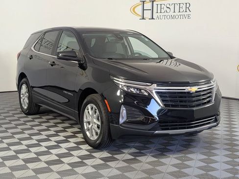 Used 2024 Chevrolet Equinox LT FWD image 2