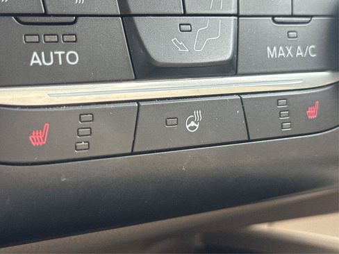 Used 2020 Ford Escape SEL FWD image 22