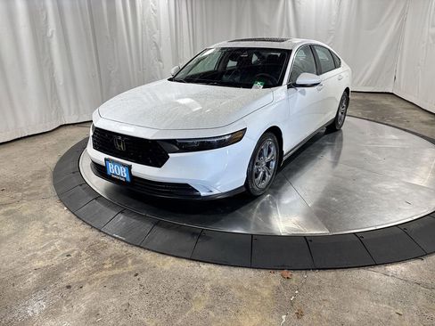 Certified 2024 Honda Accord EX image 1