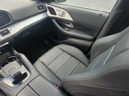 Used 2024 Mercedes-Benz GLE 450 4MATIC image 30