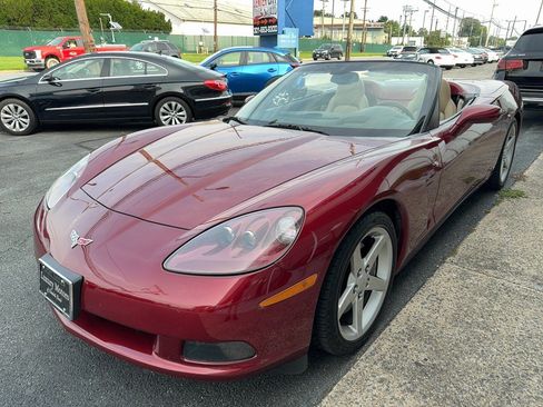 Used 2006 Chevrolet Corvette Convertible w/ Preferred Equipment Group RWD image 6