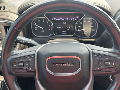 Used 2021 GMC Sierra 1500 Denali w/ Denali Ultimate Package AWD/4WD image 25