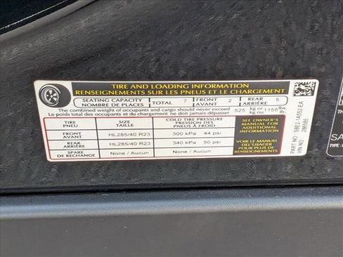 Used 2025 Land Rover Range Rover Long Wheelbase SE image 22