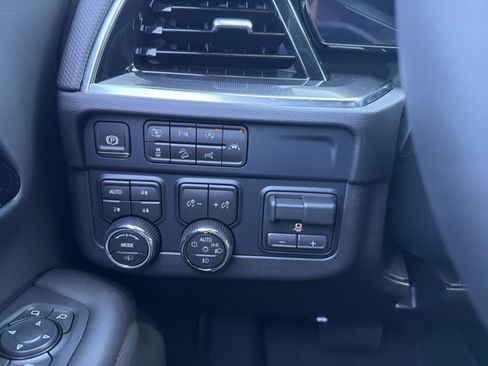 New 2026 Chevrolet Tahoe RST w/ Advanced Technology Package AWD/4WD image 15