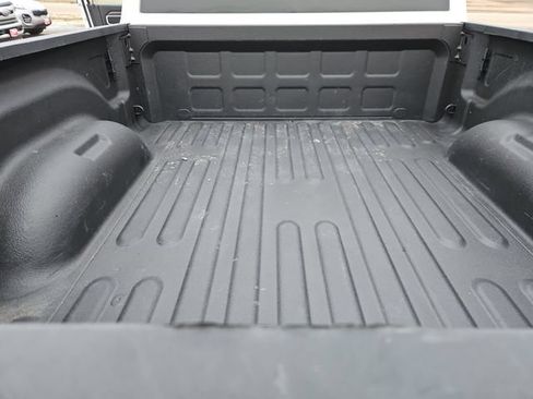 Used 2024 RAM 2500 Big Horn AWD/4WD image 43