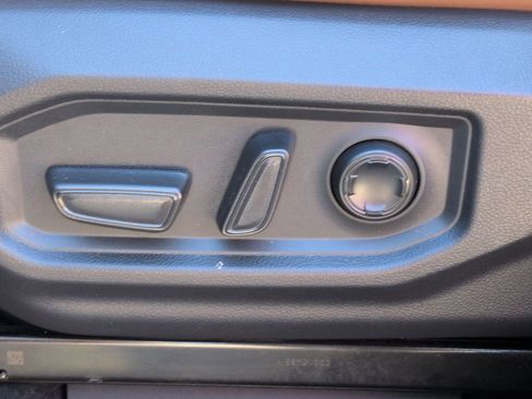 Used 2023 Toyota Tundra 1794 Edition image 28