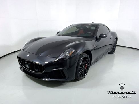 Certified 2024 Maserati GranTurismo Trofeo image 1