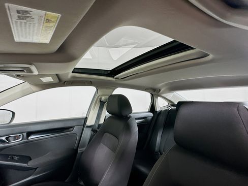 Used 2022 Honda Civic EX image 25