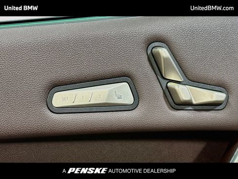 Used 2024 BMW iX xDrive50 w/ Premium Package AWD/4WD image 11