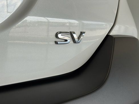 Used 2019 Nissan Kicks SV FWD image 25