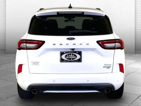 Used 2023 Ford Escape ST-Line w/ Tech Pack #1 AWD/4WD image 3