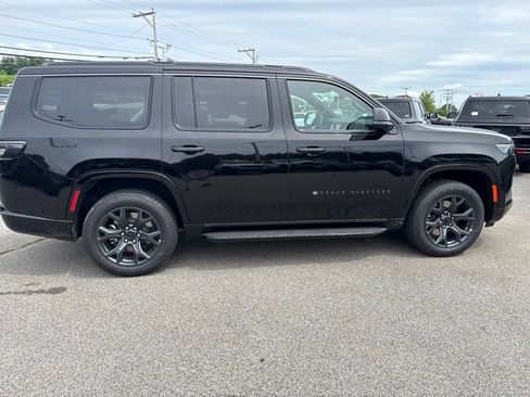 New 2026 Jeep Grand Wagoneer Limited AWD/4WD image 6