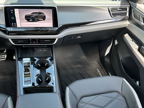 New 2026 Volkswagen Atlas Peak Edition AWD/4WD image 14