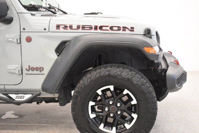 Used 2024 Jeep Wrangler Unlimited Rubicon w/ Safety Group AWD/4WD image 13