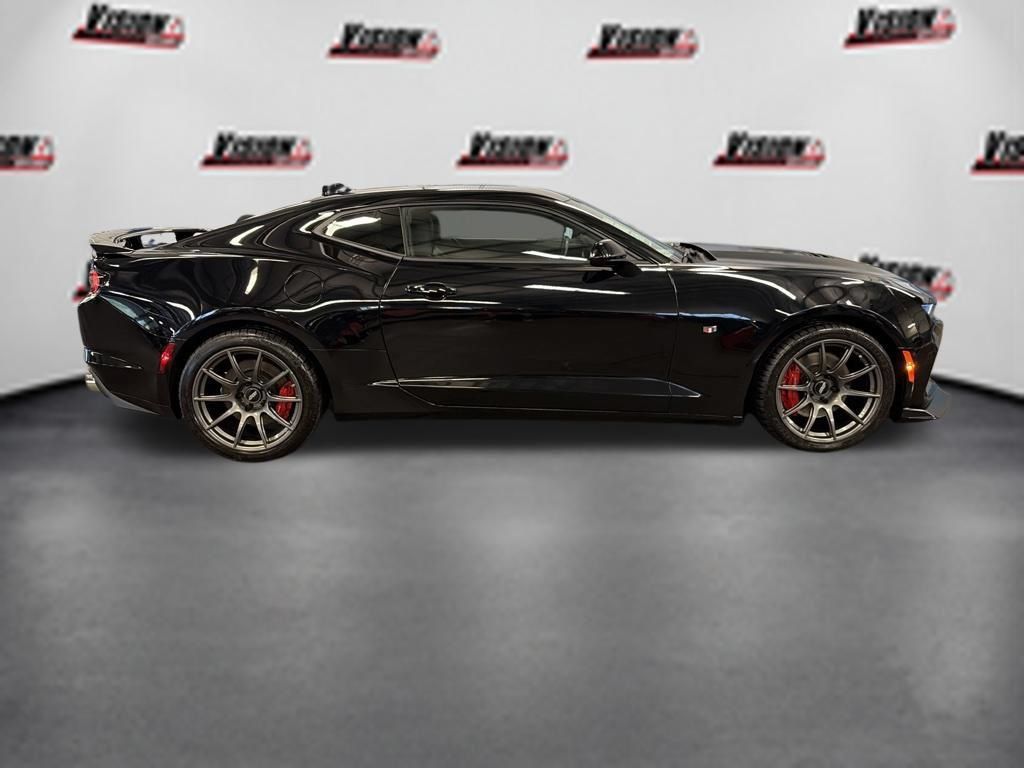 Used 2023 Chevrolet Camaro SS RWD image 4
