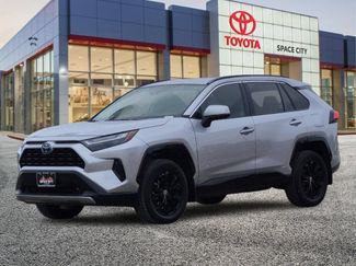 Used 2022 Toyota RAV4 SE AWD/4WD video 2