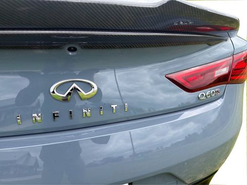 Used 2022 INFINITI Q60 Red Sport 400 w/ Carbon Fiber Package AWD/4WD image 21
