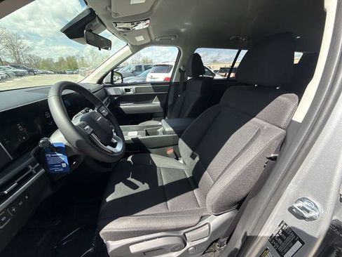 New 2026 Hyundai Santa Fe SE AWD/4WD image 11