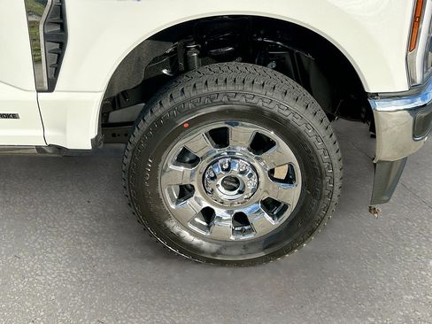 New 2026 Ford F350 King Ranch w/ Chrome Package image 19